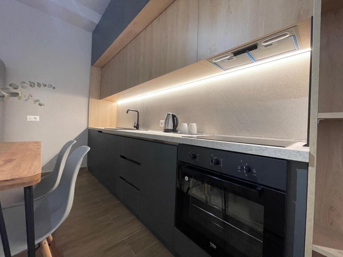 טיראנה Square 21 Apartments מראה חיצוני תמונה